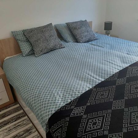Apartman Kod Kestena Osijek Exterior foto